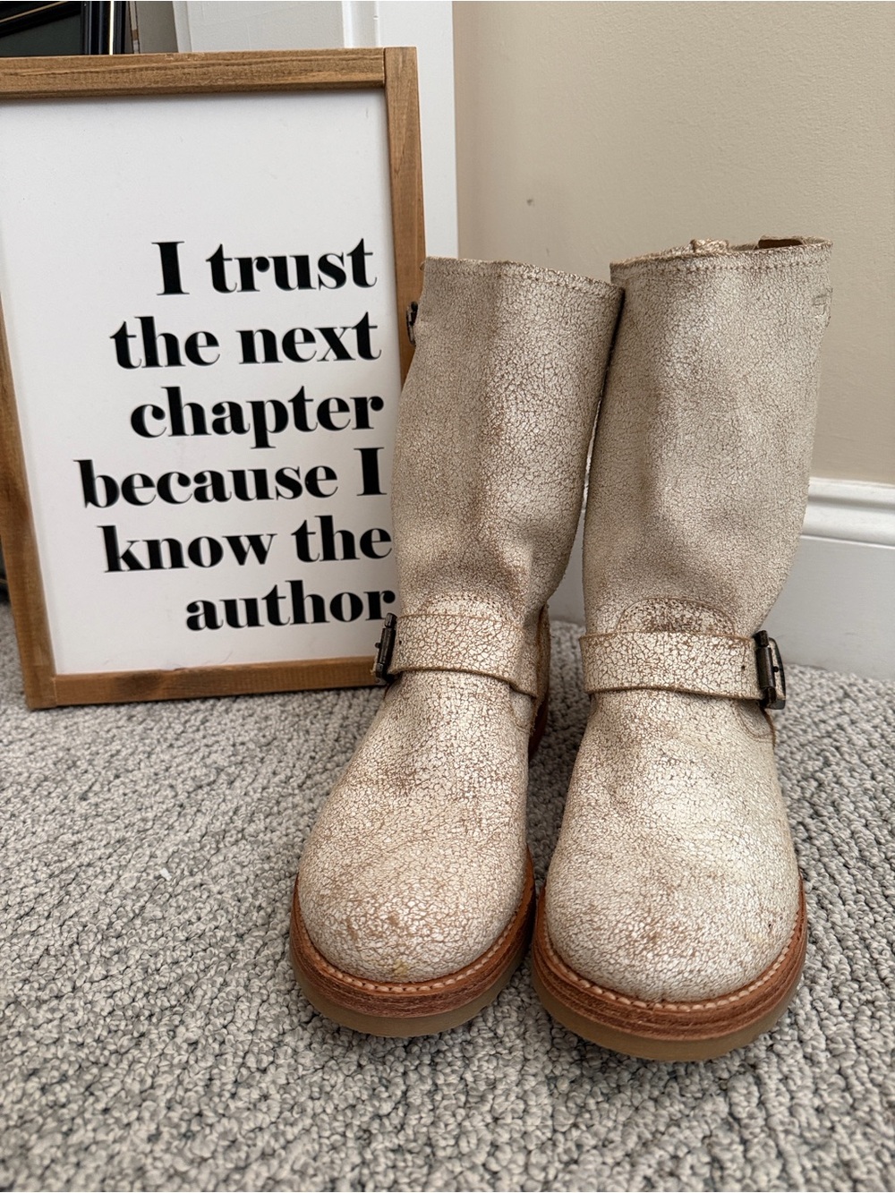 FRYE Veronica Short White/Cream Crackle Leather Moto Biker Boots Womens Sz 8.5